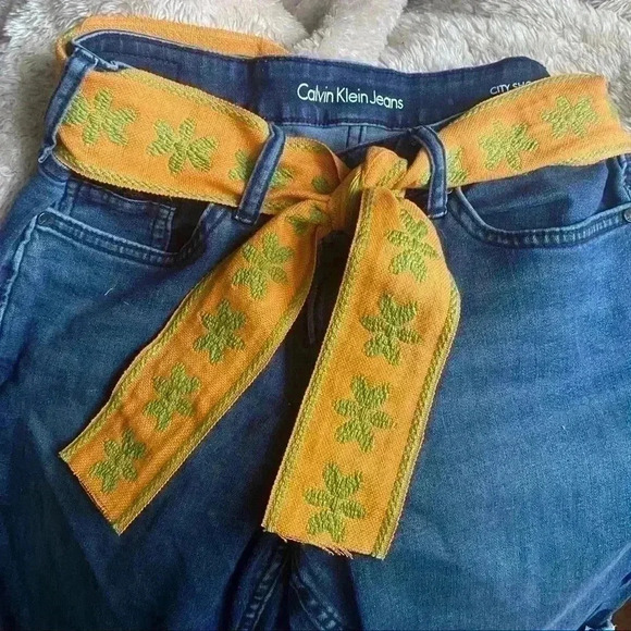 Calvin Klein Jeans shorts with embroidered belt - Picture 2 of 7